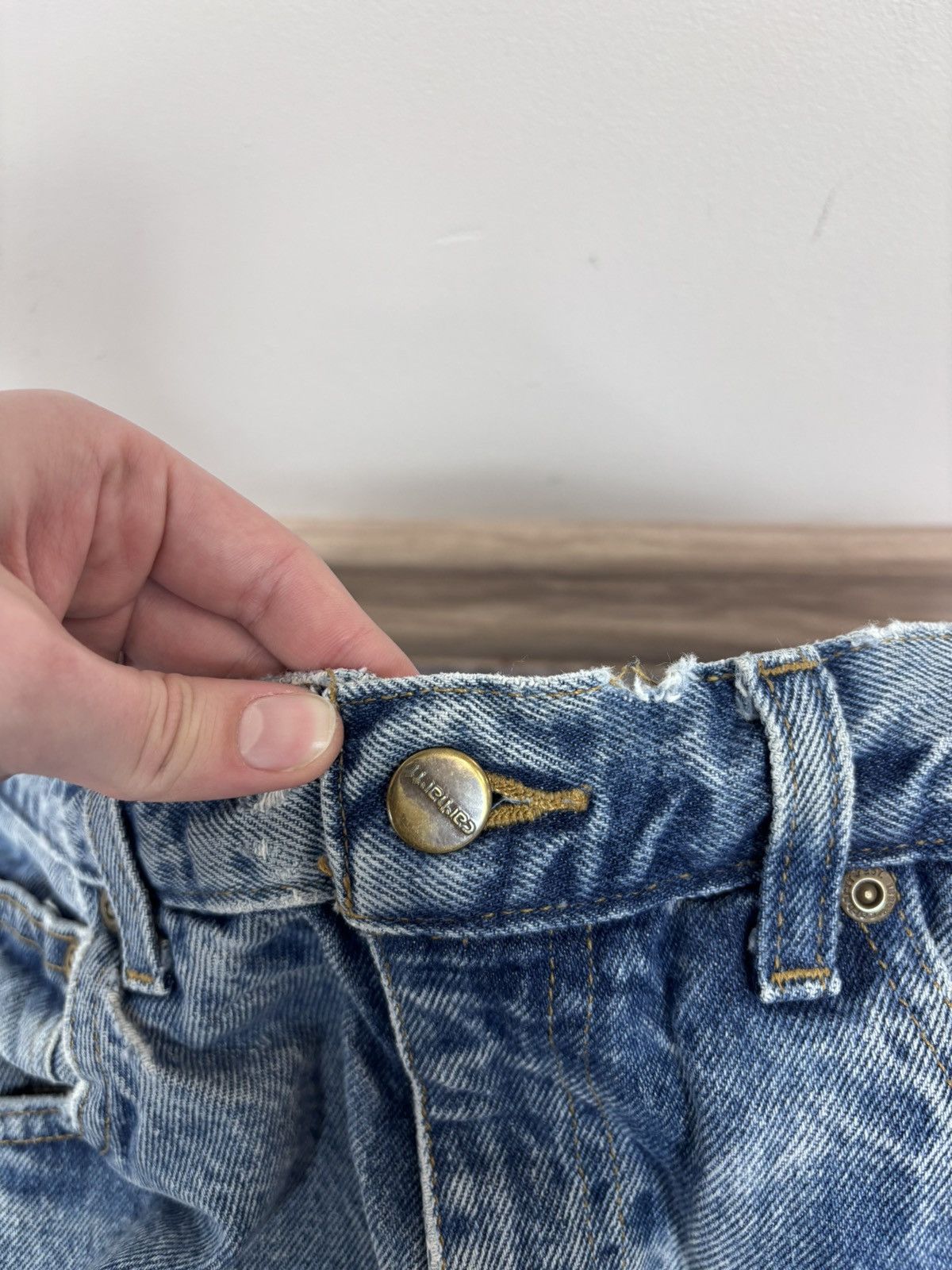 Carhartt Vintage Carhartt Men’s Faded Blue Denim Jeans Relaxed Fit Size US 33 - 19 Thumbnail