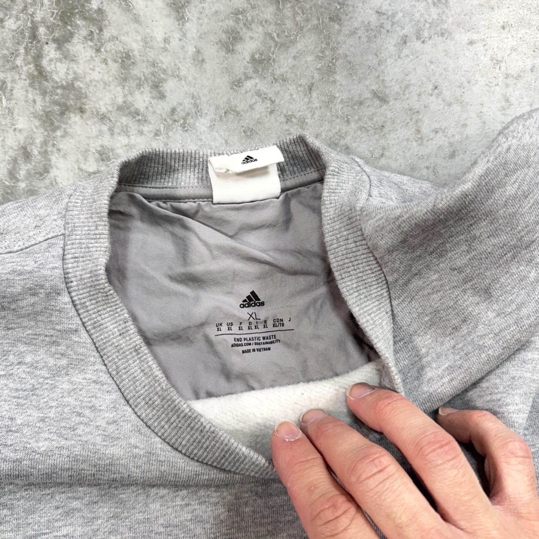 Adidas Adidas Sweatshirt Mens XL Crewneck Sportswear Pullover Spell Out Athletic Gray Size US XL / EU 56 / 4 - 6 Thumbnail