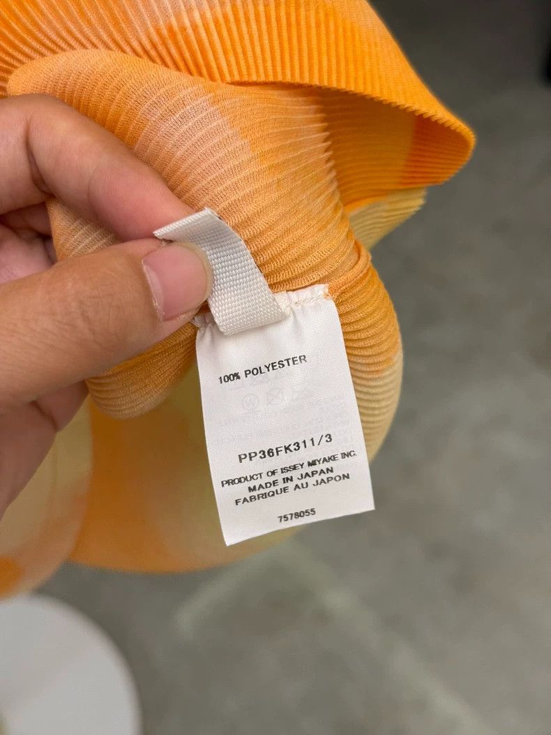 Issey Miyake Issey Miyake size:3 Orange pleated marble-patterned top Size XS / US 0-2 / IT 36-38 - 6 Thumbnail