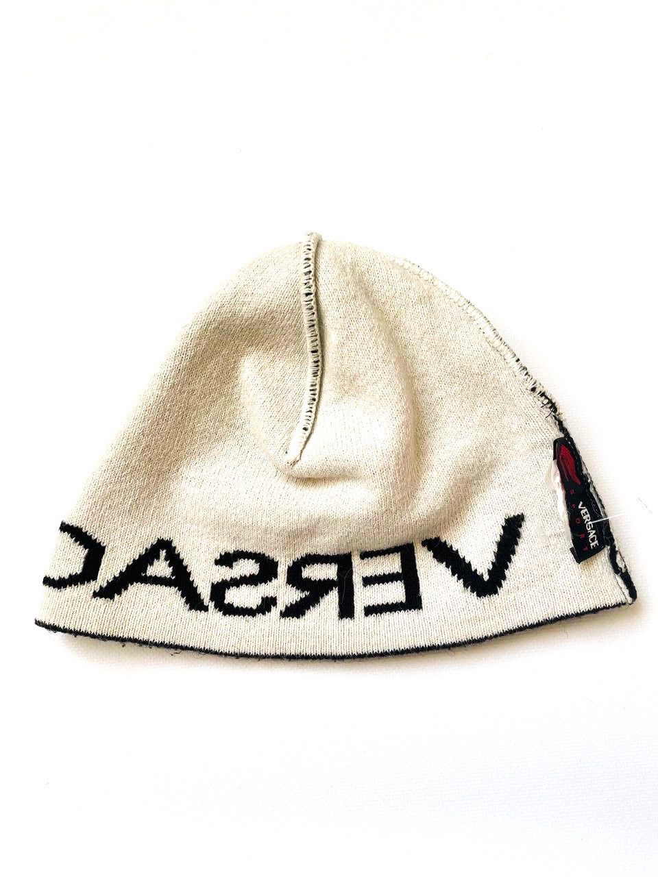 Versace Vintage Versace Sport winter print logo hat Size ONE SIZE - 5 Thumbnail