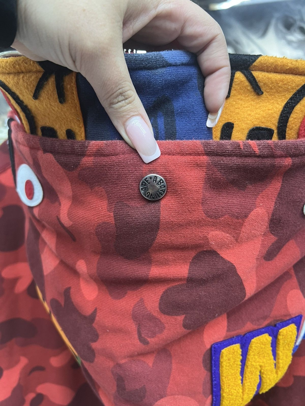 Bape Bape Ape Multicolor Shark Zip Up Size US XL / EU 56 / 4 - 7 Thumbnail