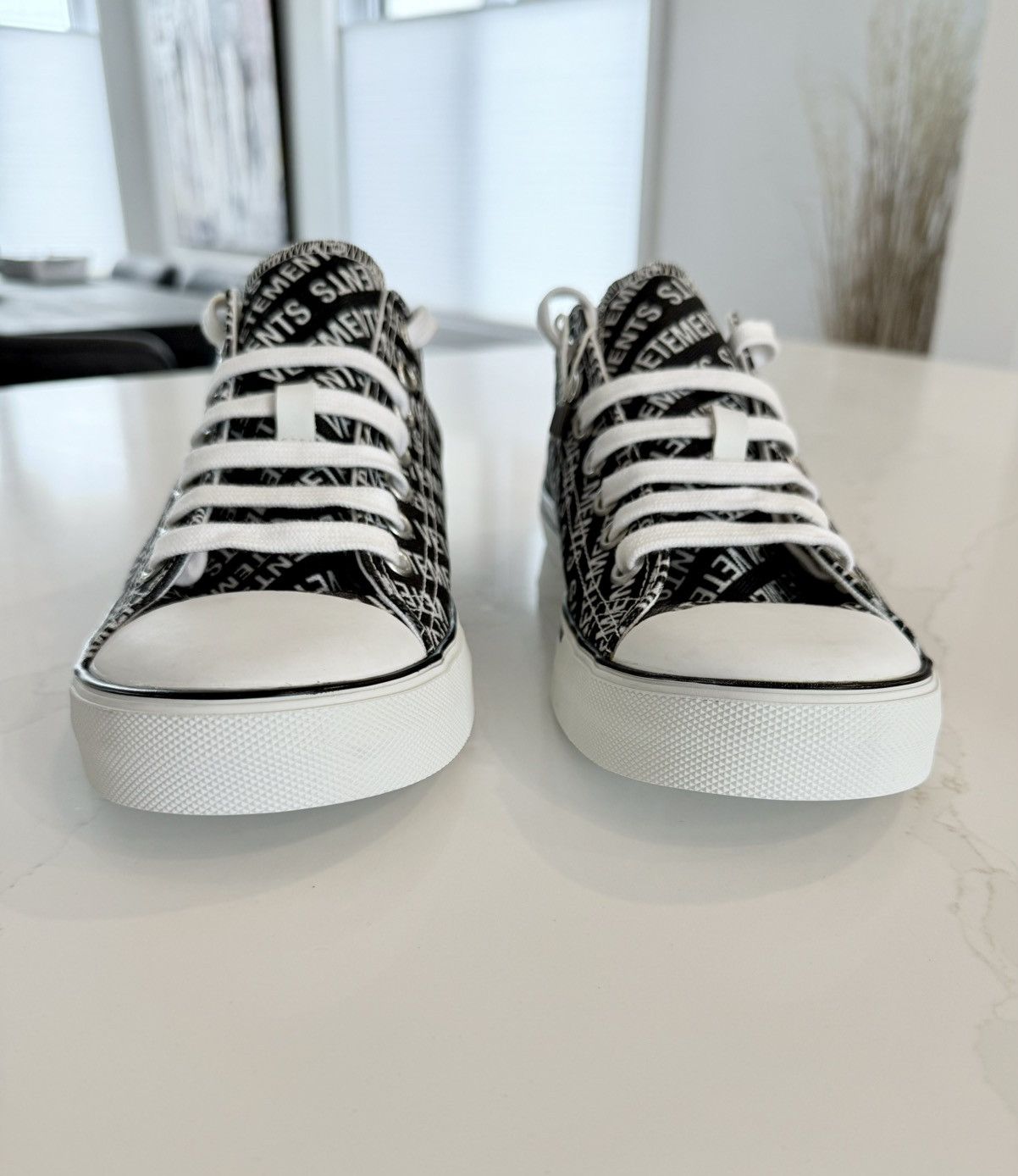Vetements New FW18 Phase 2 Monogram CTN Low Top Canvas Sneakers 42 Size US 8.5 / EU 41-42 - 4 Thumbnail