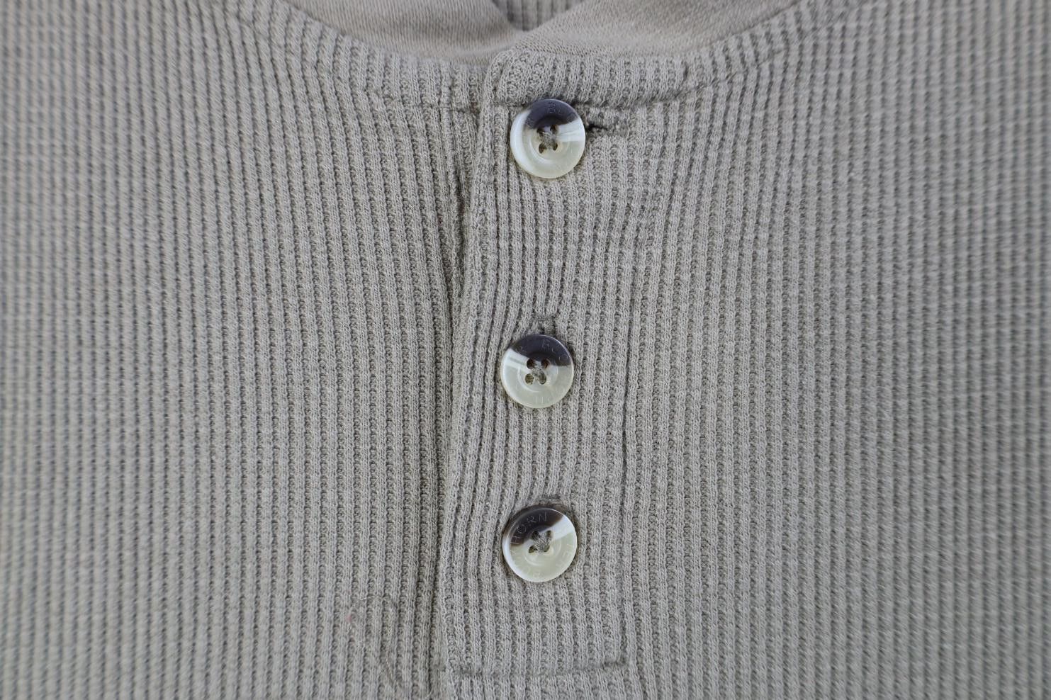 Vintage Vintage Y2K Streetwear Thermal Waffle Knit Henley T-Shirt Size US XL / EU 56 / 4 - 5 Thumbnail