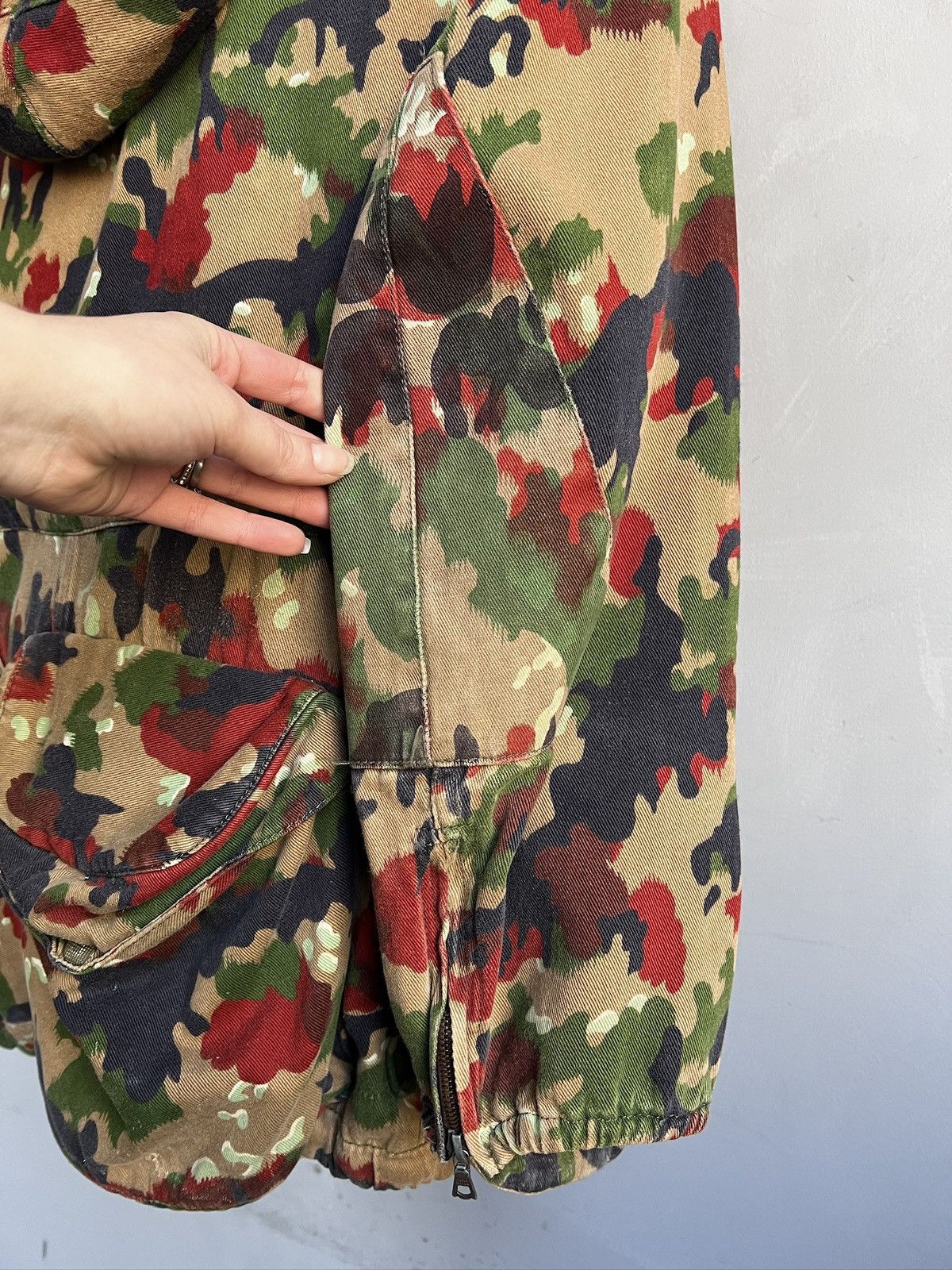 Issey Miyake Vintage Multi Camo Military Hooded jacket swiss army Y2K Size US M / EU 48-50 / 2 - 15 Thumbnail