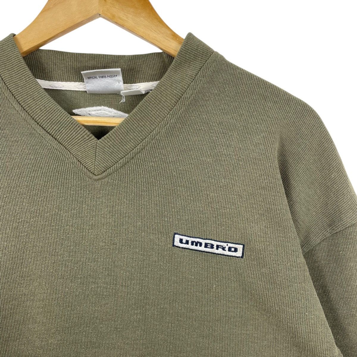 Umbro Vintage 90s UMBRO Pullover Jumper Sweatshirt Size US L / EU 52-54 / 3 - 4 Thumbnail