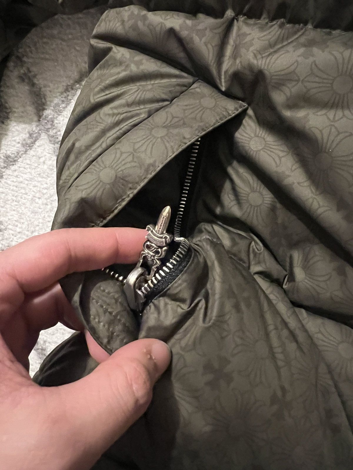 Chrome Hearts Army green plus cross pattern Stiff 2 puffer down jacket Size US S / EU 44-46 / 1 - 9 Thumbnail