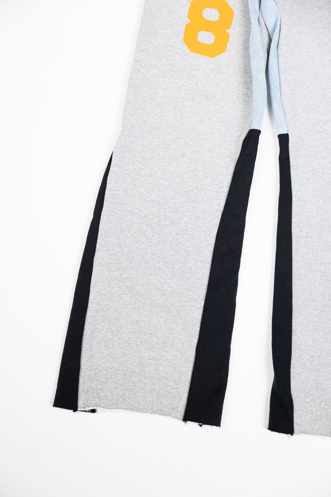 Gallery Dept. Gallery Dept. Custom Flare Sweatpants Size US 30 / EU 46 - 3 Thumbnail