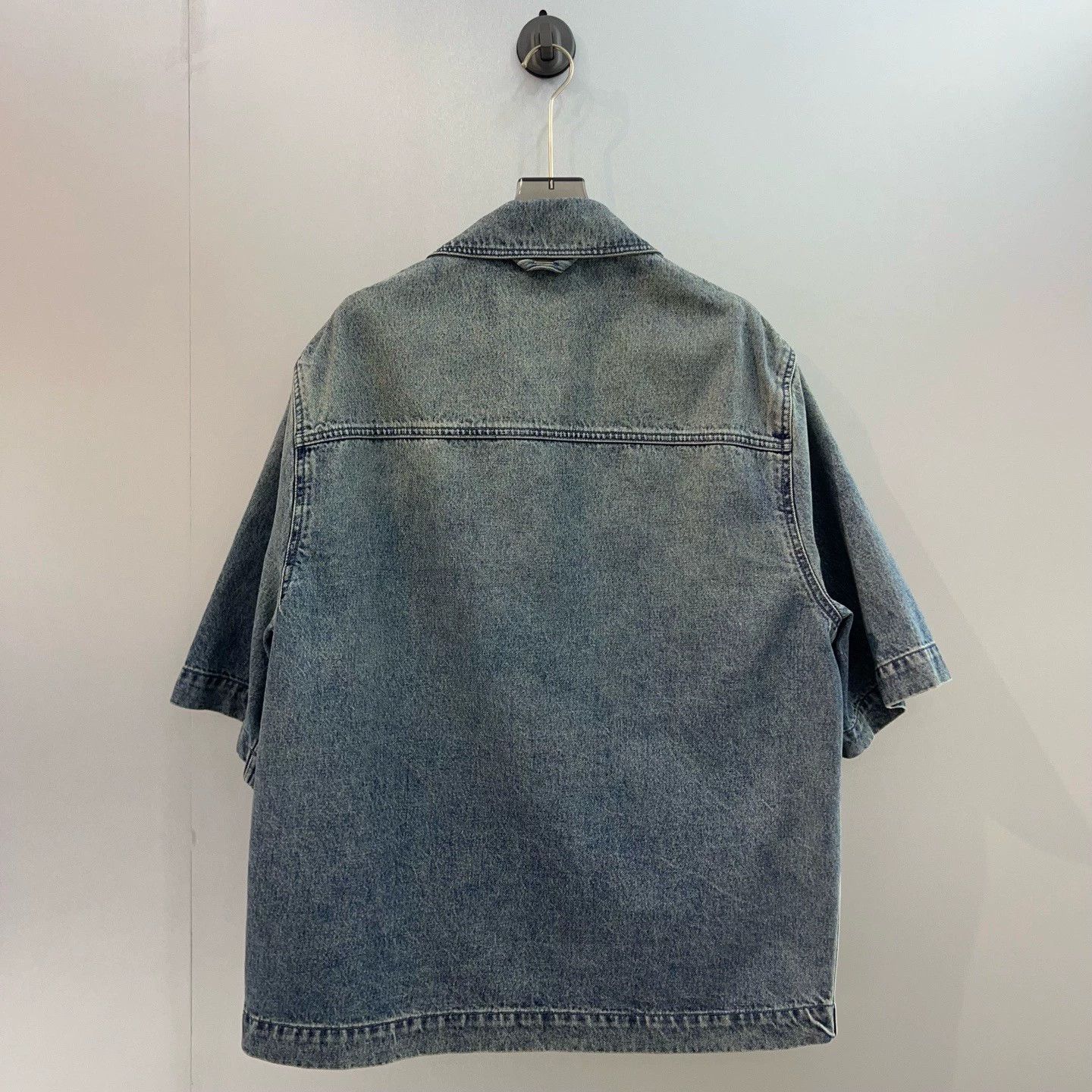 Louis Vuitton 【LV】New Louis Vuitton Lumberjack Cardigan Short Sleeve Size US XL / EU 56 / 4 - 2 Thumbnail