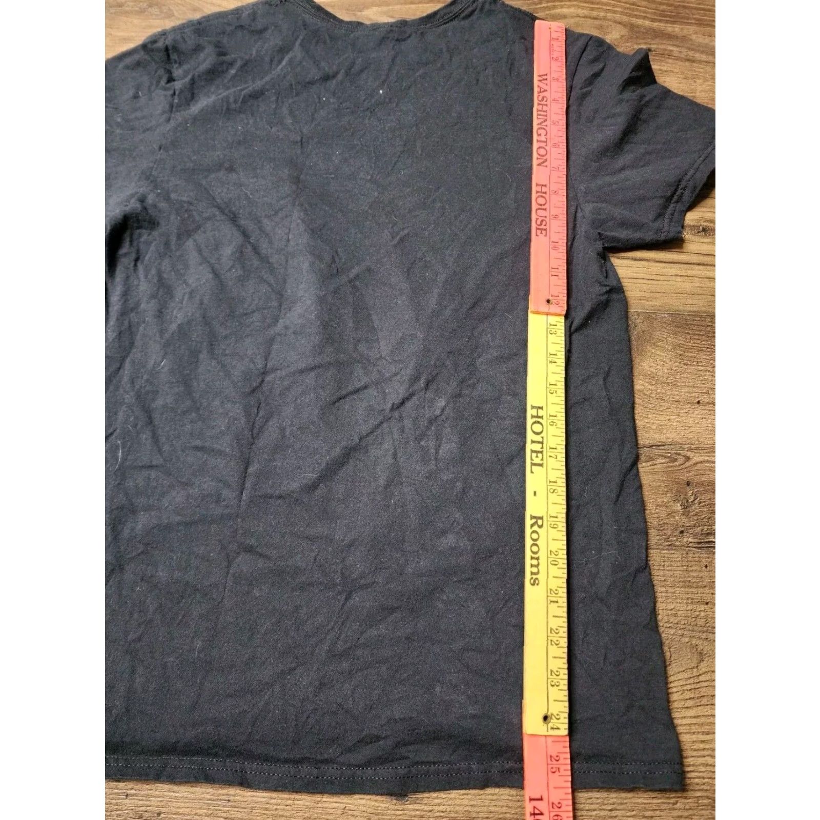 Vintage Pink Floyd Shirt Women M Black Dark Side of the Moon Band Tee Size M / US 6-8 / IT 42-44 - 2 Thumbnail