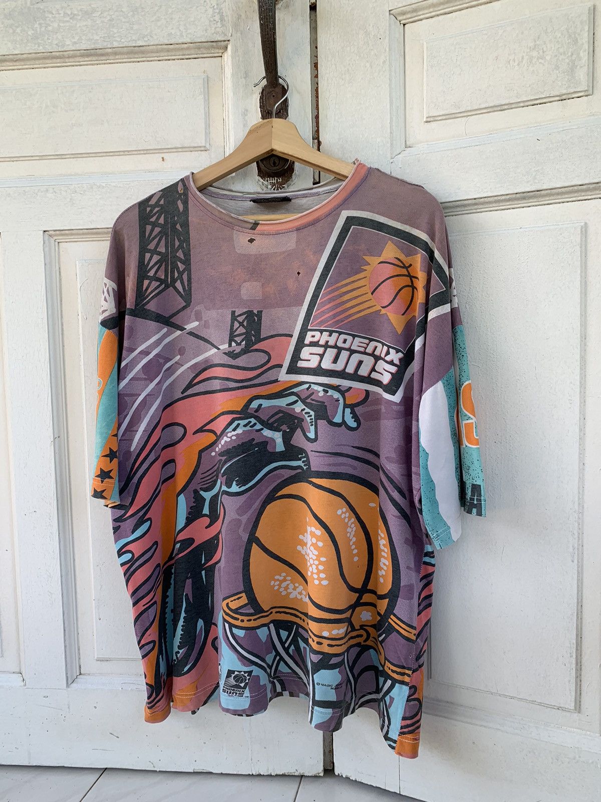 NBA × Vintage RARELY Vintage Distress OVP Phoenix Suns Magic Johnson Size US XXL / EU 58 / 5 - 1 Thumbnail
