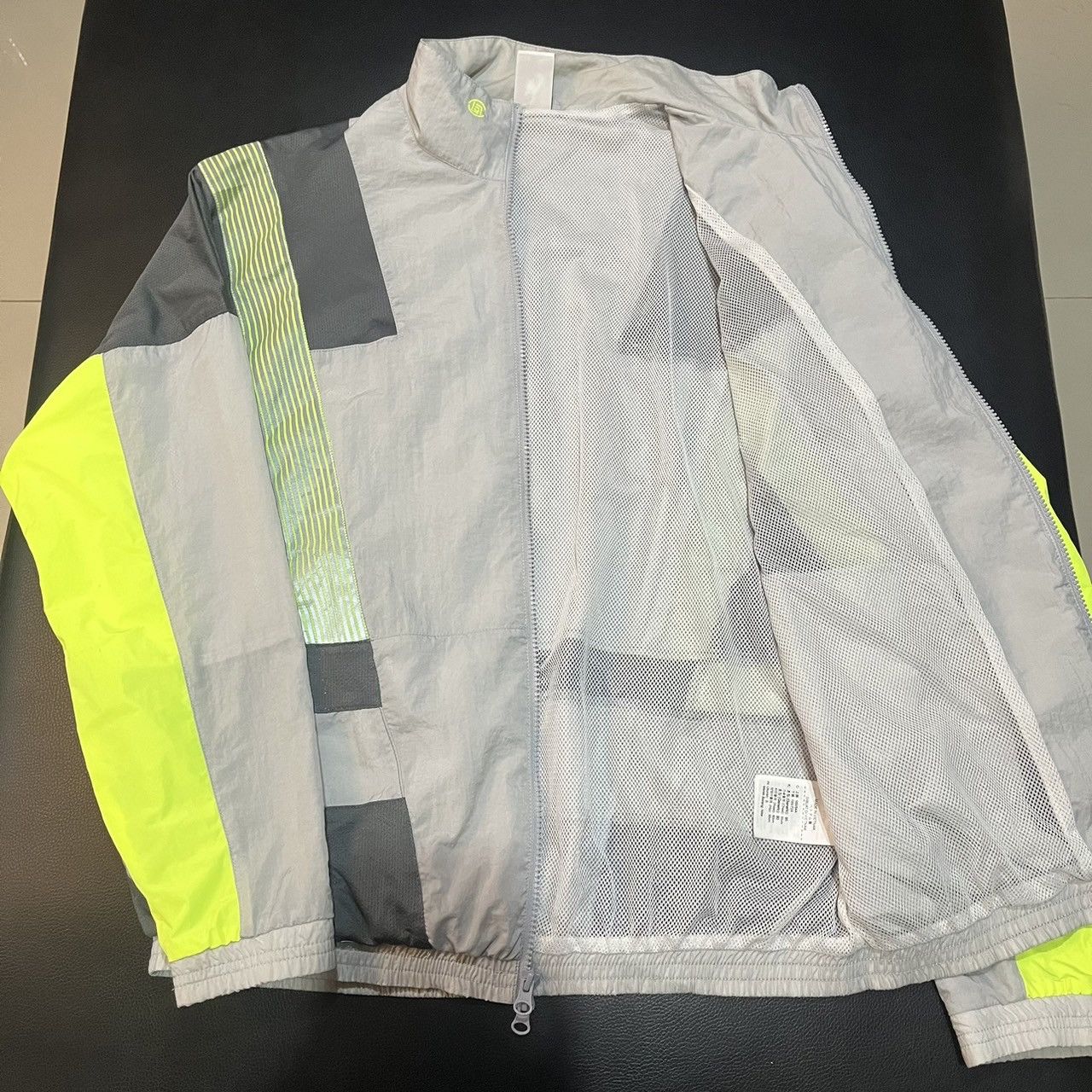 CLOT × Nike Nike X Clot A20 Woven Reflective Wolf Grey Jacket Size US S / EU 44-46 / 1 - 10 Thumbnail