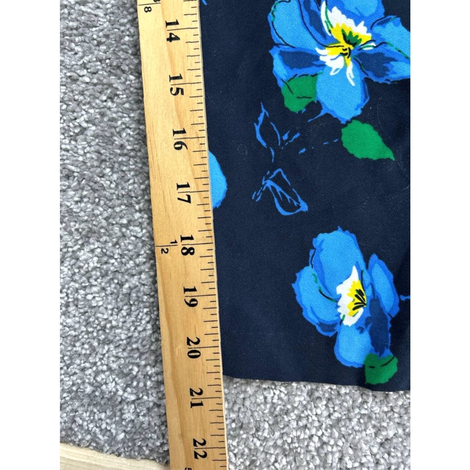 Banana Republic Banana Republic Jumpsuit Womens 6 Cropped Floral Blue Belted Wide-Leg V-Neck Sleeveless Casual Modern One-Piece Adult Regular Womens Size 28" / US 6 / IT 42 - 7 Thumbnail