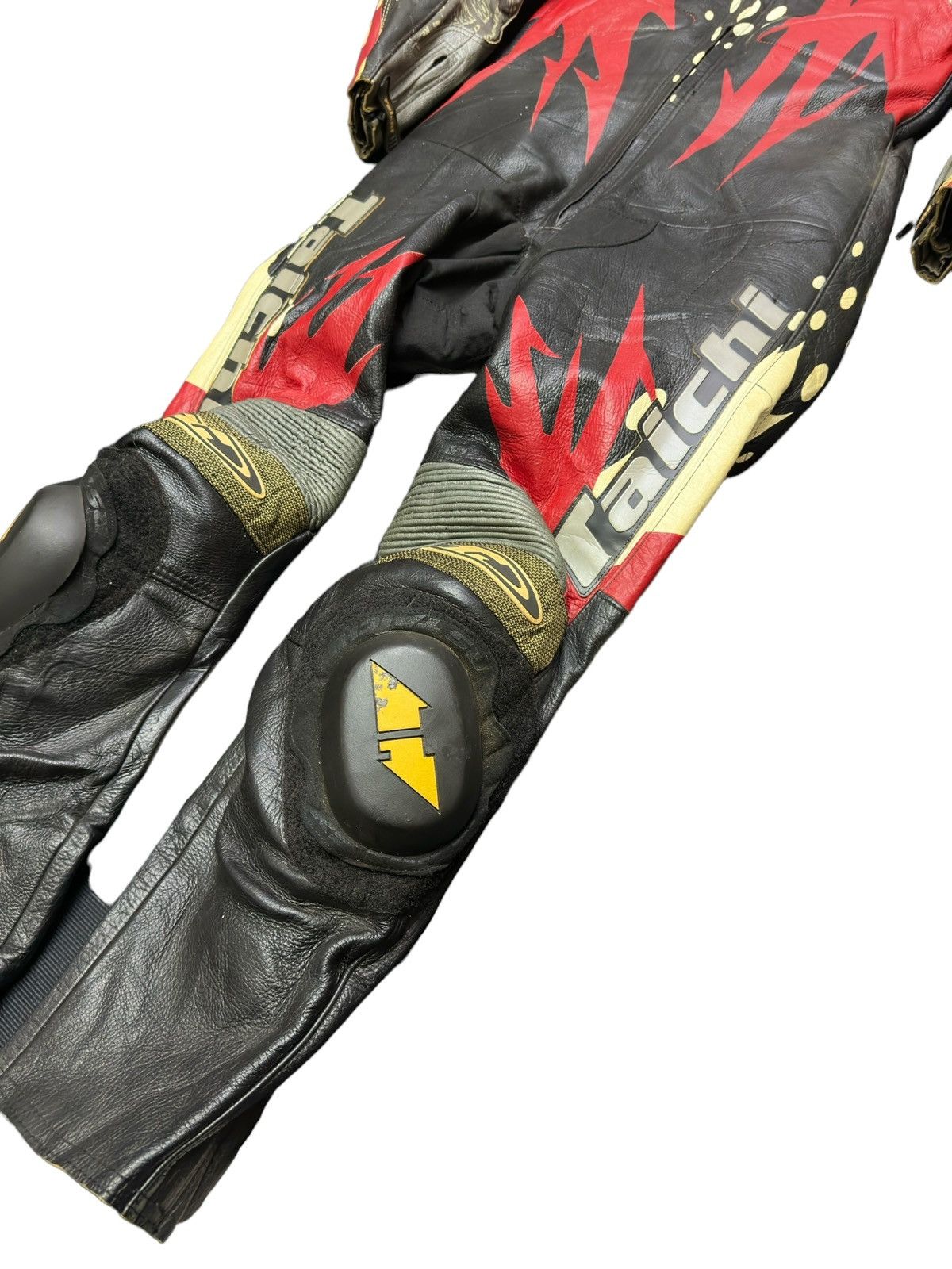 Alpinestars × Leather Rs Taichi x Alpinestars Leather Racing Suit Size US 33 - 3 Thumbnail
