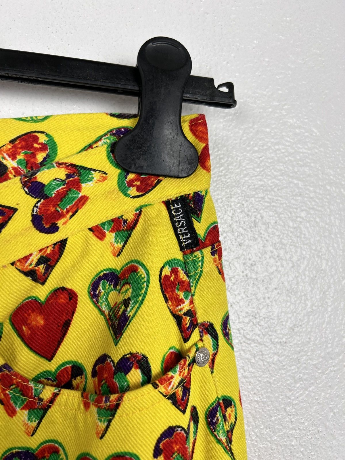 Versace 90s Vintage 1997 Gianni Versace Signature Heart Print Pants Size 28" / US 6 / IT 42 - 4 Thumbnail