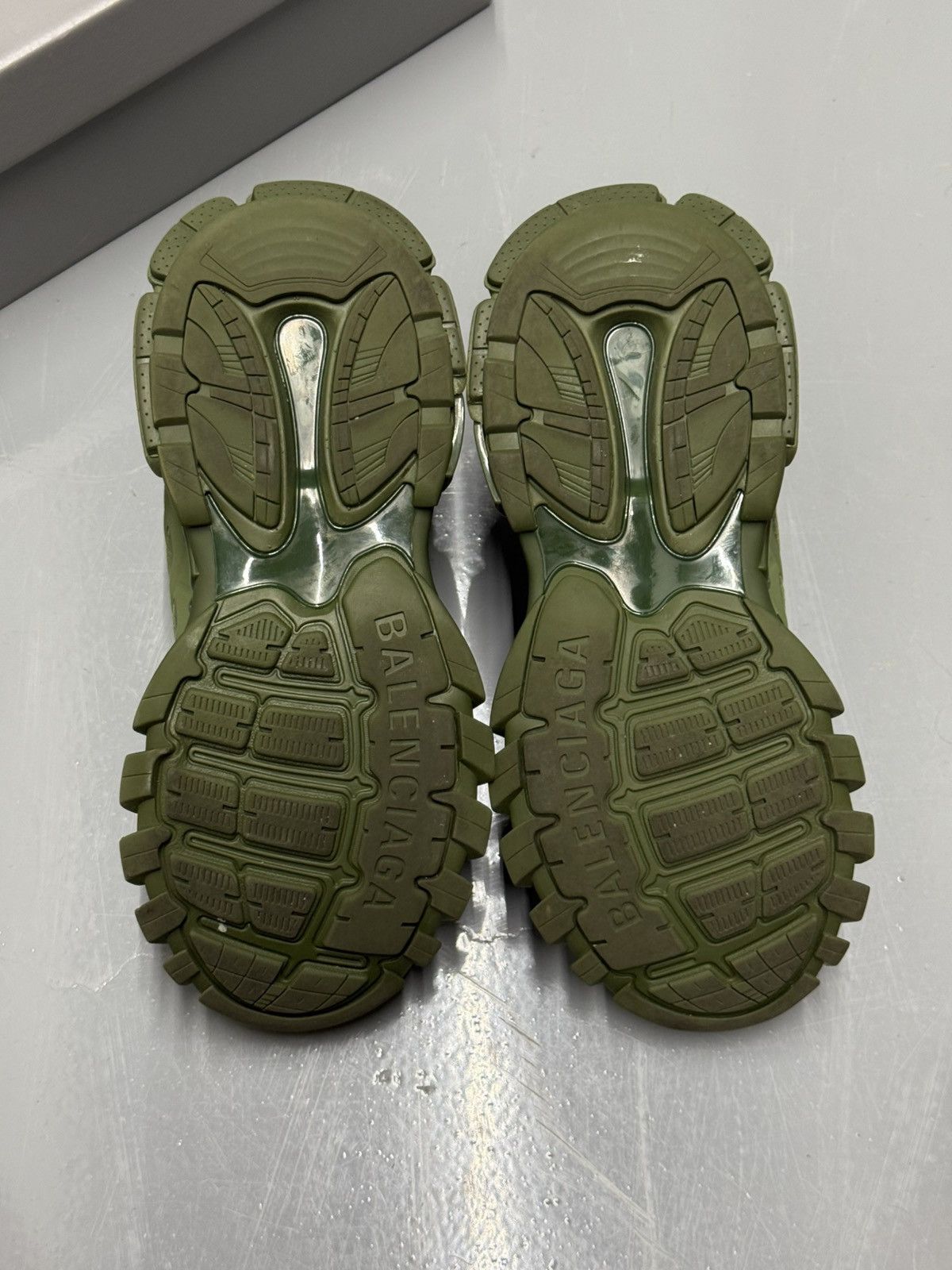 Balenciaga Balenciaga Track Runner Army Green/Khaki Size US 10 / EU 43 - 5 Thumbnail