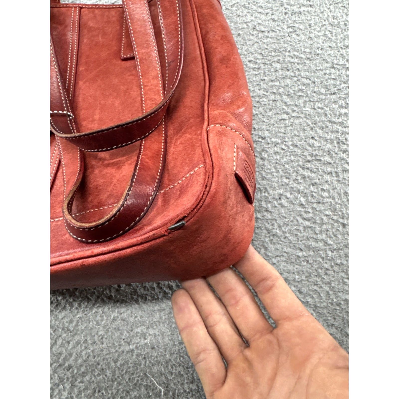 Coach VINTAGE Coach Hampton Tote Leather Red Women Bag 7776 Used Some Damage Size ONE SIZE - 3 Thumbnail