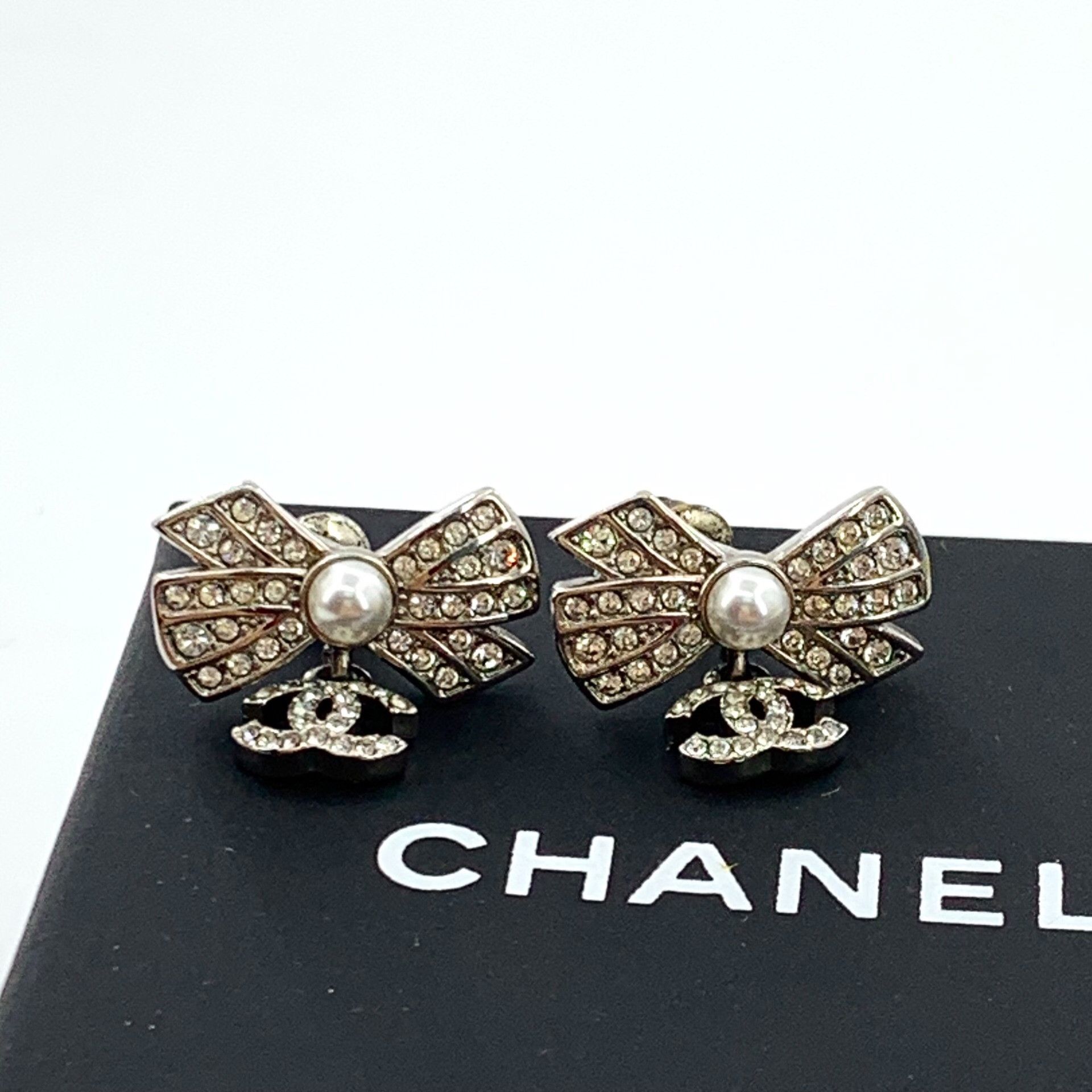Chanel Chanel Silver Hoodie L Men Size ONE SIZE - 1 Thumbnail