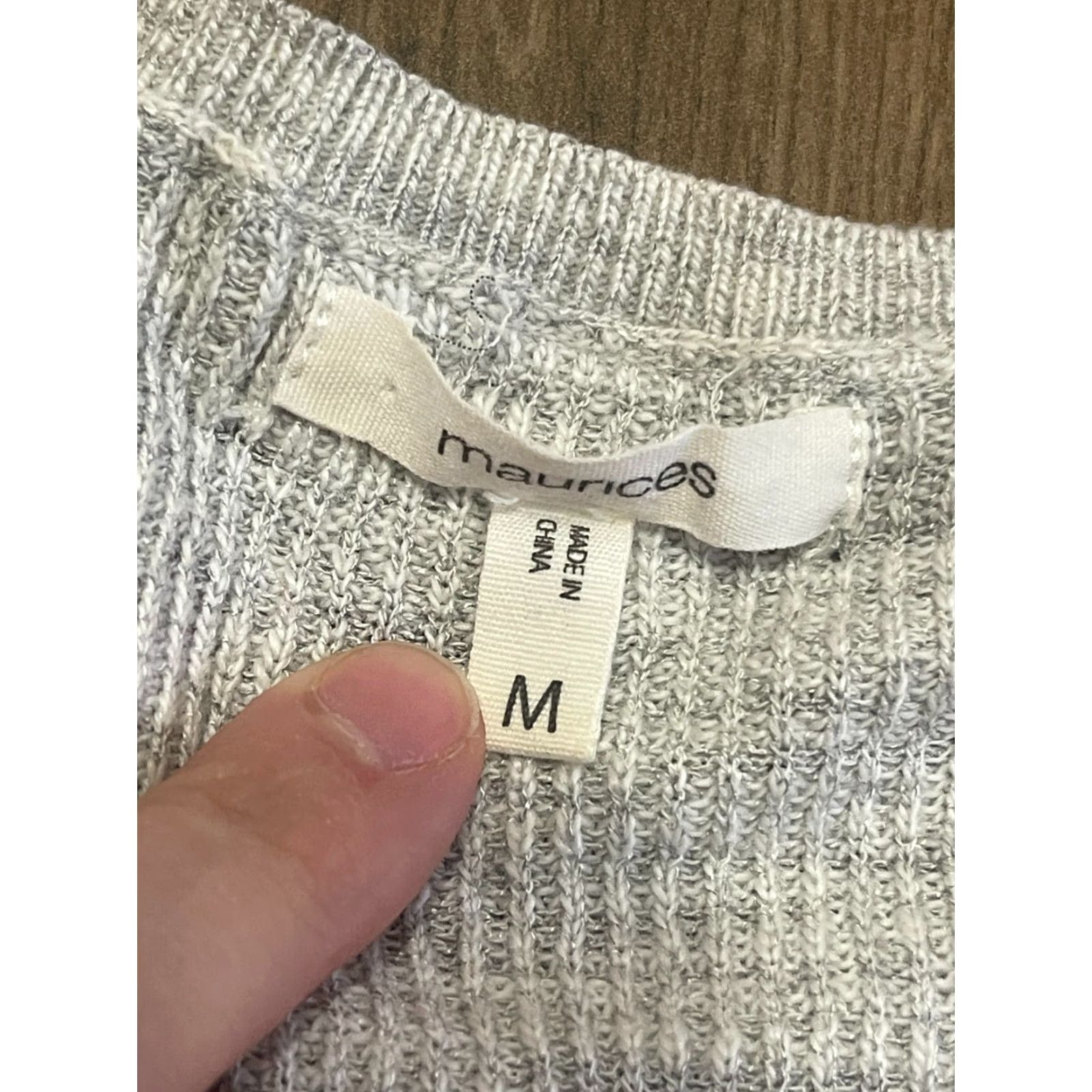 Vintage Maurices Shirt Womens Medium Gray V-Neck Long Sleeve T-Shirt Casual Regular Modern FallSpringSummer Mens Womens Girls? Size M / US 6-8 / IT 42-44 - 7 Thumbnail