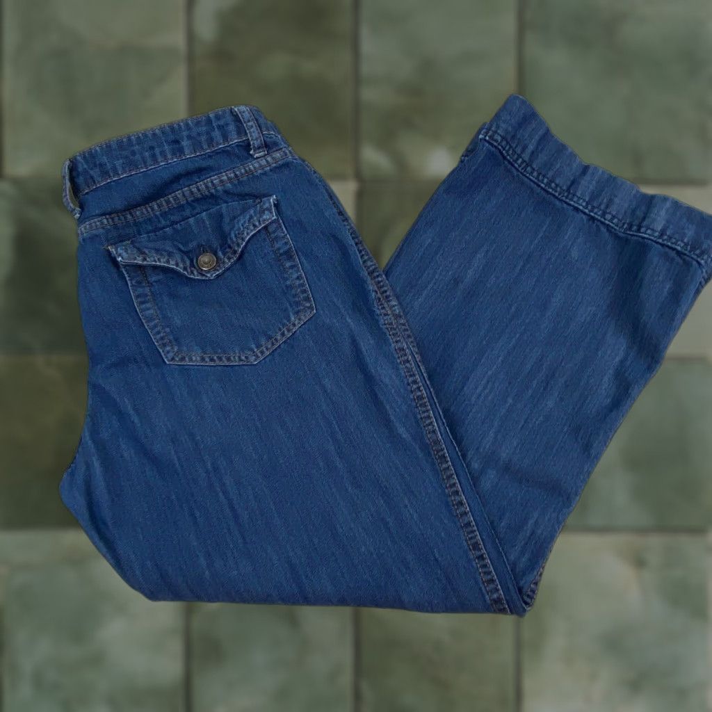 Faded Glory Faded Glory Womens Bootcut Jeans Medium Wash Petite 12 Blue Size 34" / US 12 / IT 48 - 1 Thumbnail