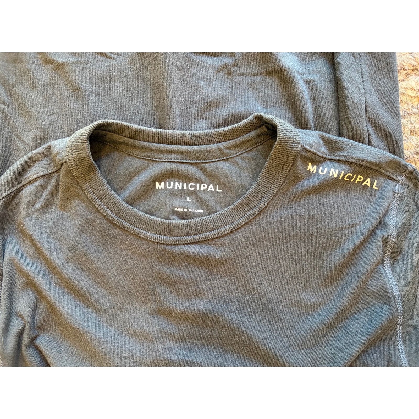 Nike Men’s municipal sport utility sweatshirt pocket gray large Size US L / EU 52-54 / 3 - 6 Thumbnail