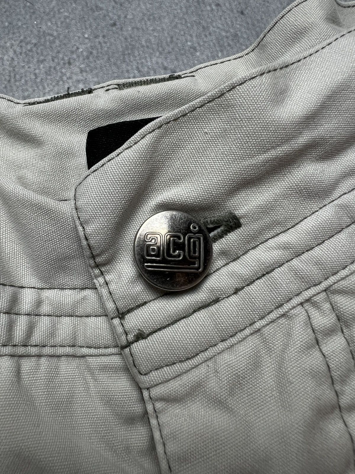 Nike ACG 90s Nike ACG Cargo Shorts 00s Vintage Hiking y2k Outdoor Size US 36 / EU 52 - 5 Thumbnail