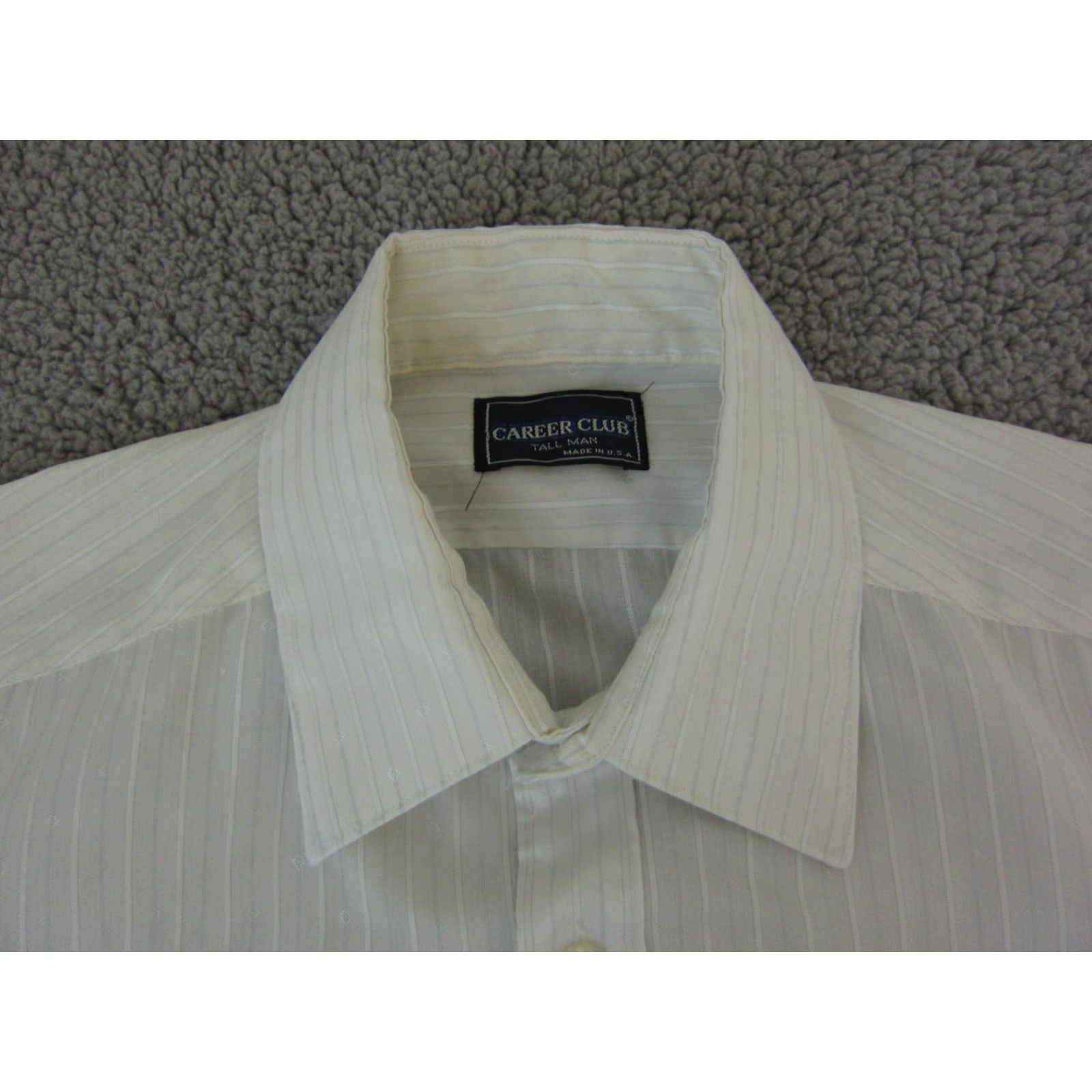 Vintage VINTAGE Career Club Shirt Mens 15.5 Medium White Button-Up Collared 60s 70s Disco Shirt Size US L / EU 52-54 / 3 - 4 Thumbnail