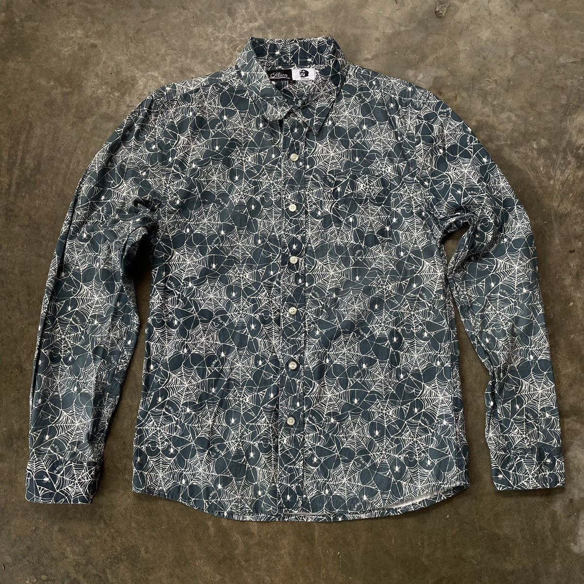 Japanese Brand Pawn nomads spider web shirt Size US L / EU 52-54 / 3 - 1 Thumbnail