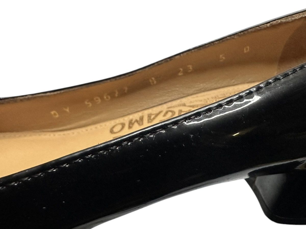 Salvatore Ferragamo Salvatore Ferragamo Black Leather Vera Bow Pump Heel SZ 5D Size US 5 / IT 35 - 8 Thumbnail