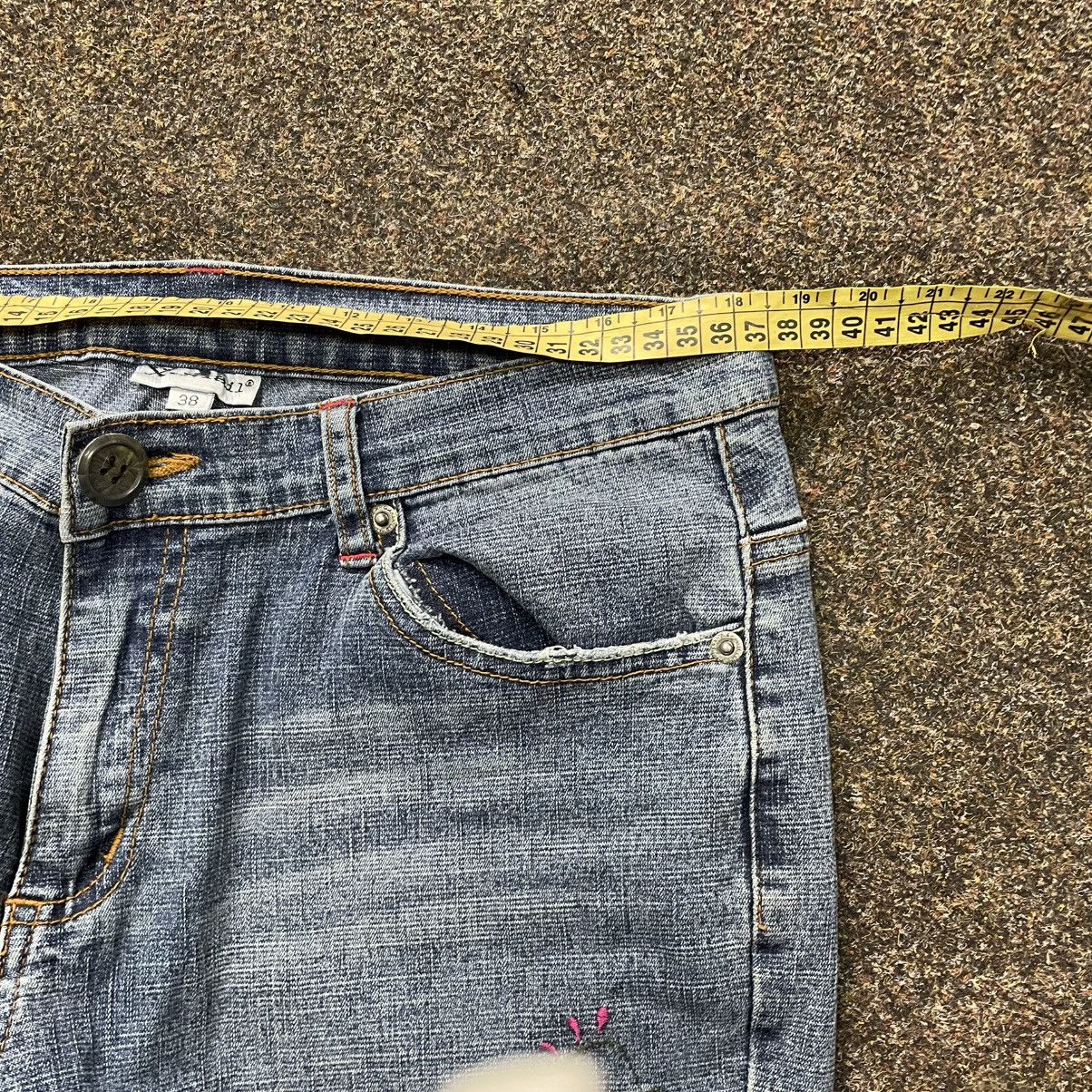 Vintage Vintage Y2K Flared Jeans Distressed Embroidered Floral Skate Size 34" / US 12 / IT 48 - 6 Thumbnail