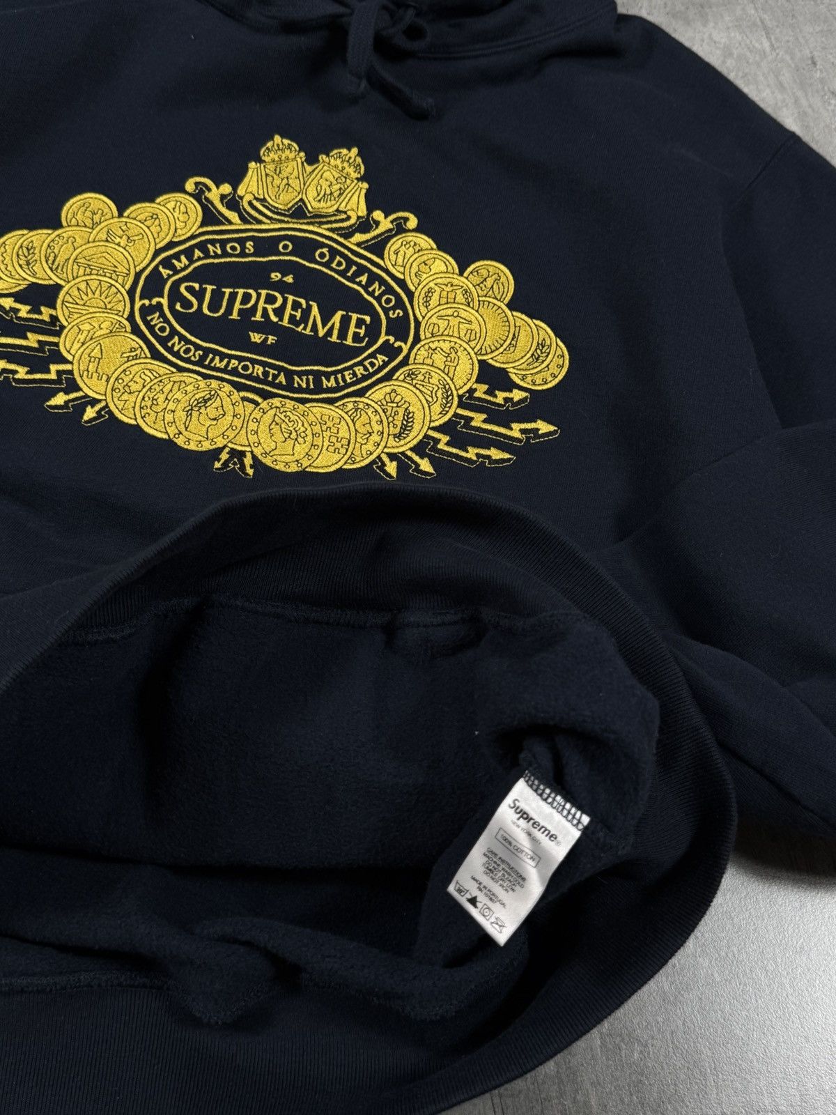 Supreme FW18 Supreme hoodie love or hate y2k Size US M / EU 48-50 / 2 - 9 Thumbnail