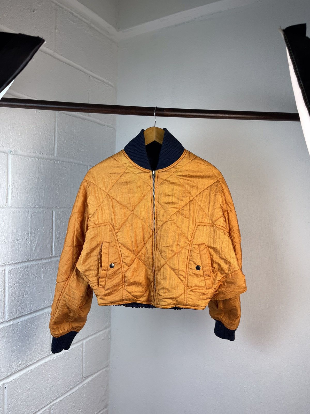 Issey Miyake × Tsumori Chisato 90s ISSEY MIYAKE CROPED REVERSIBLE BOMBER JACKET Size US L / EU 52-54 / 3 - 9 Thumbnail