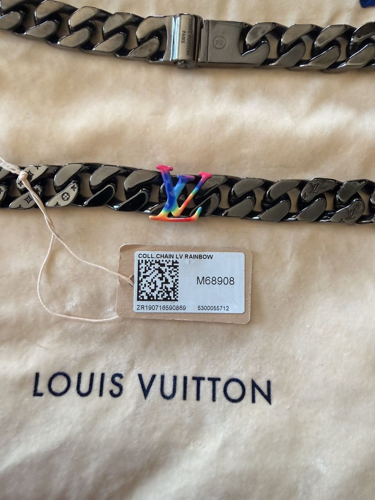 Louis Vuitton Louis Vuitton LV Rainbow Chain Necklace Size ONE SIZE - 6 Thumbnail