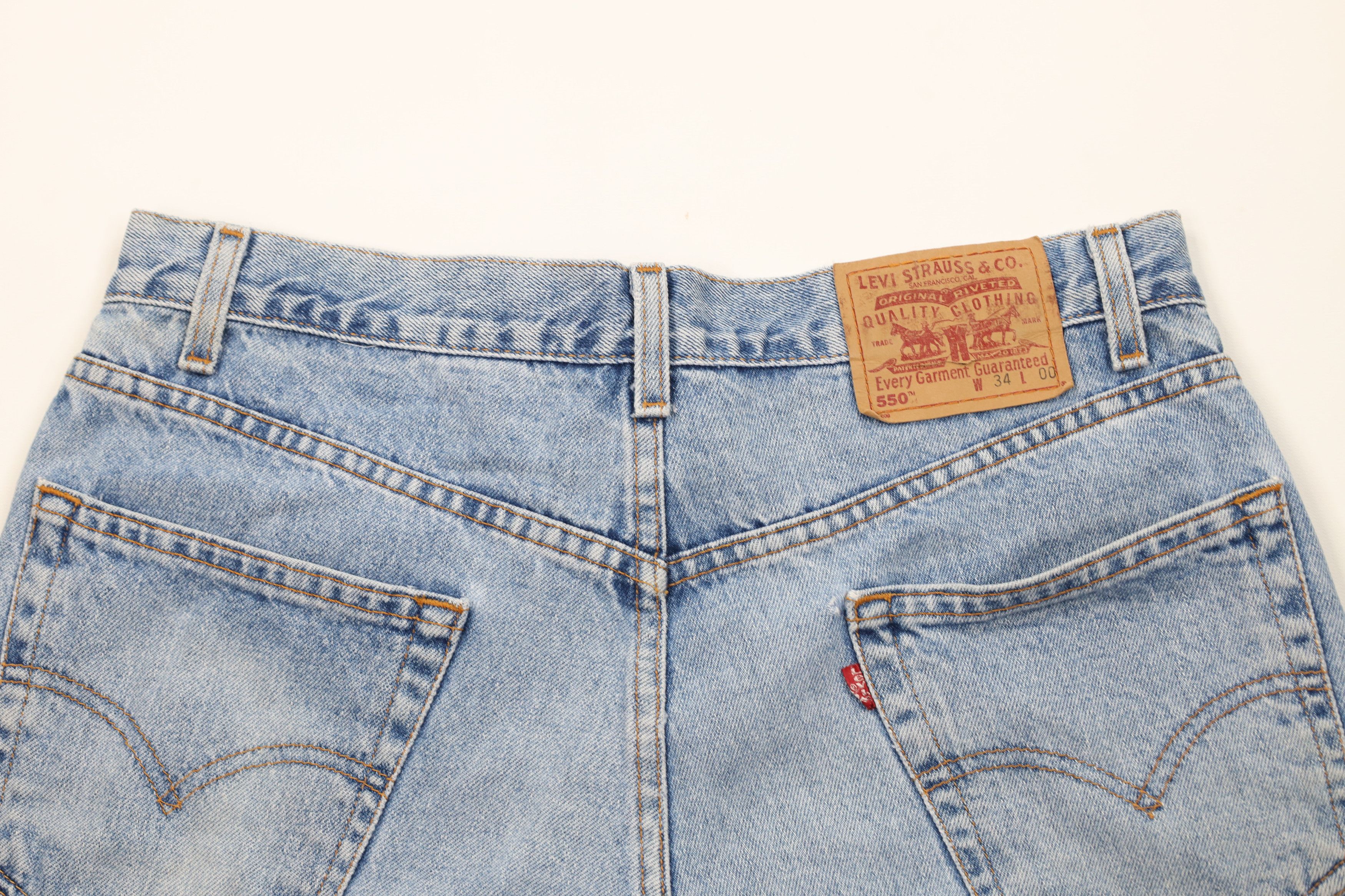 Levi's Vintage Y2K 2001 Levis 505 Fit Denim Jean Shorts Blue Size US 34 / EU 50 - 12 Thumbnail