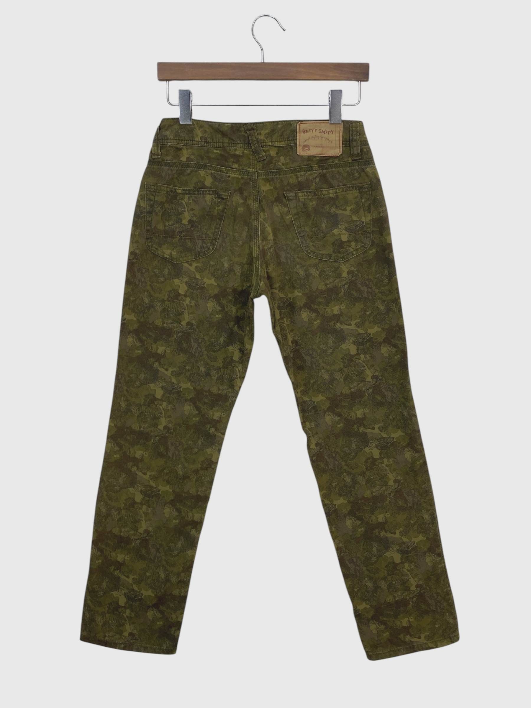 Japanese Brand Betty Smith Skinny Camo Pants Buckle Back Pants Size 25" / US 0 / IT 36 - 1 Thumbnail