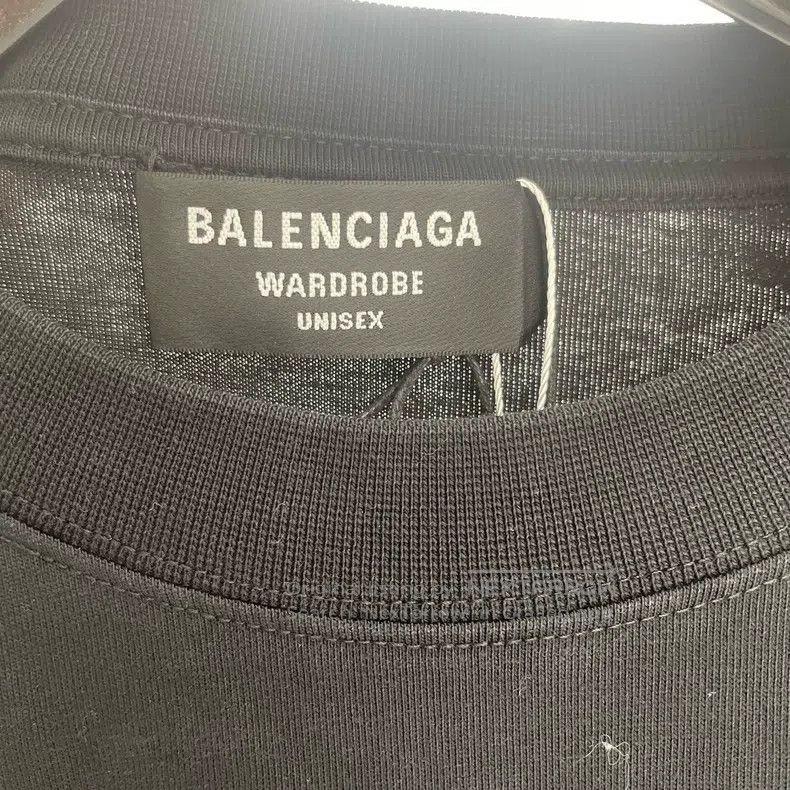 Balenciaga Balenciaga Black scissors destroyed logo short-sleeved Size US M / EU 48-50 / 2 - 4 Thumbnail