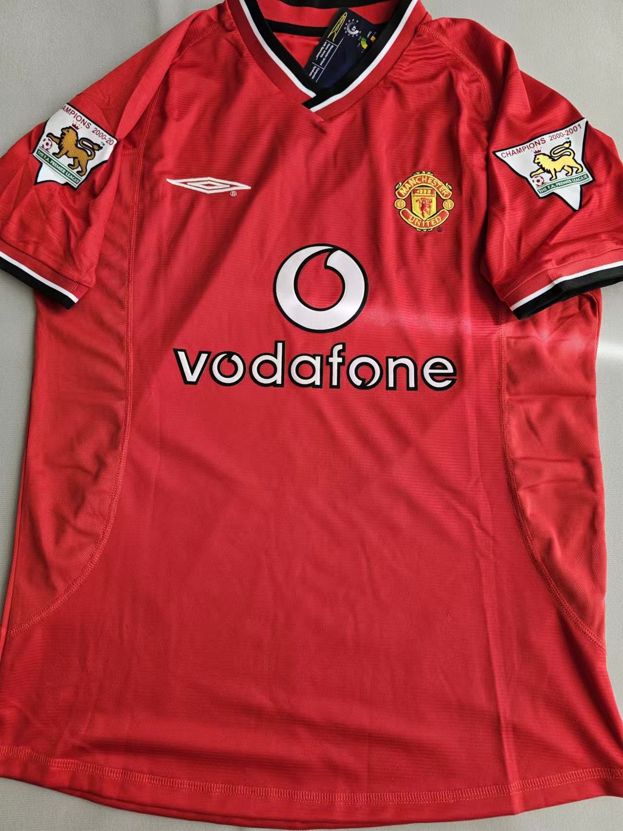 Other MUFC Beckham Jersey 2000 2001 Home Size US XL / EU 56 / 4 - 2 Thumbnail