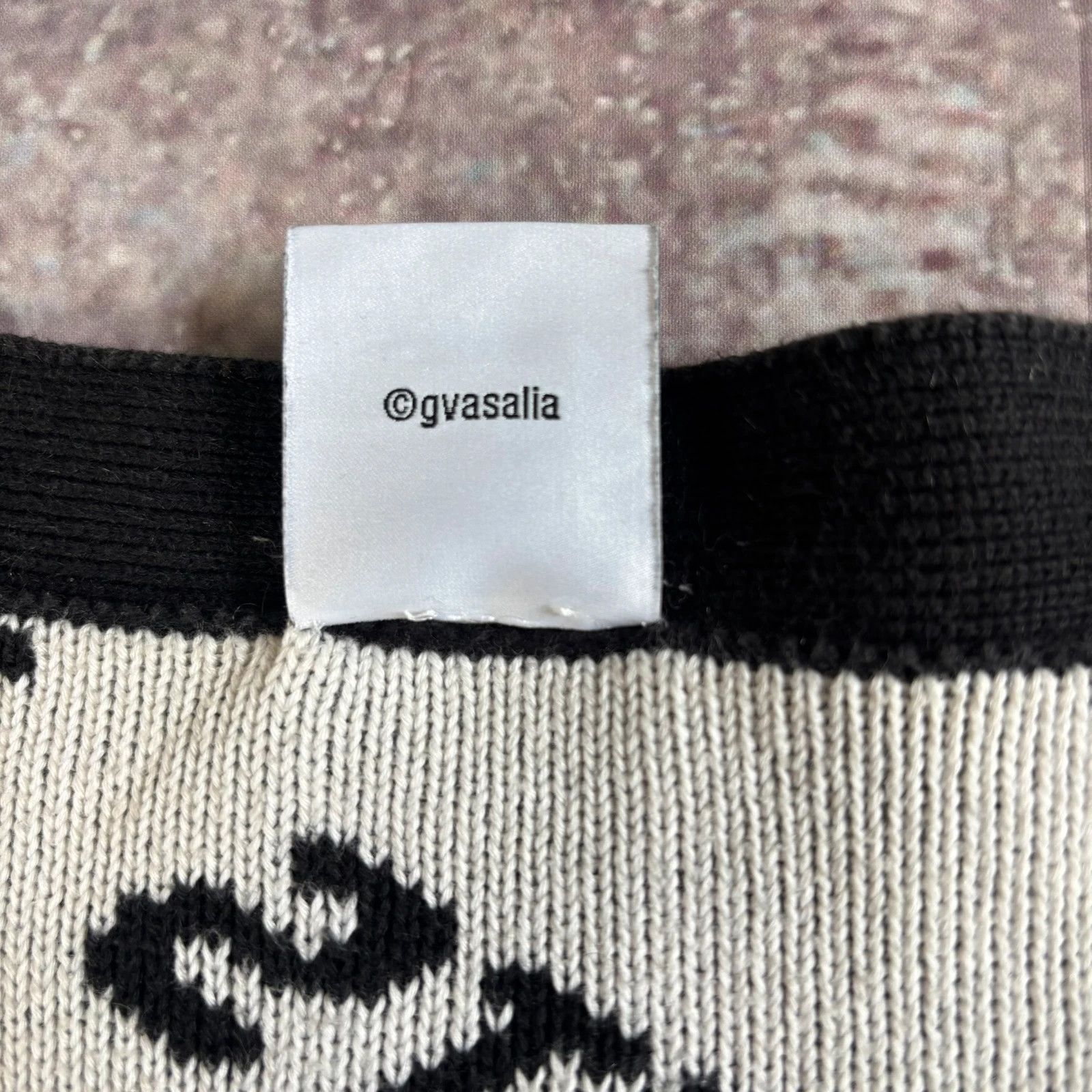 Vetements Vetements monogram logo cardigan Size US S / EU 44-46 / 1 - 4 Thumbnail