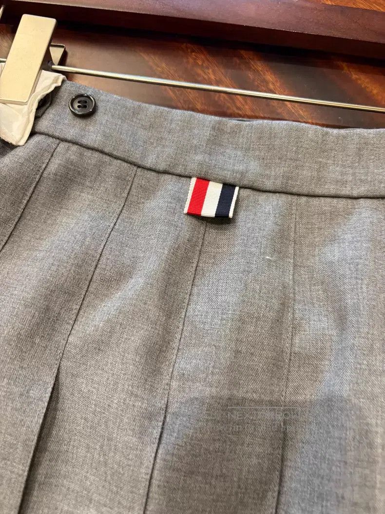 Thom Browne Thom Browne Pleated Knee-Length Skirt Size 24" / US 00 / IT 34 - 5 Thumbnail
