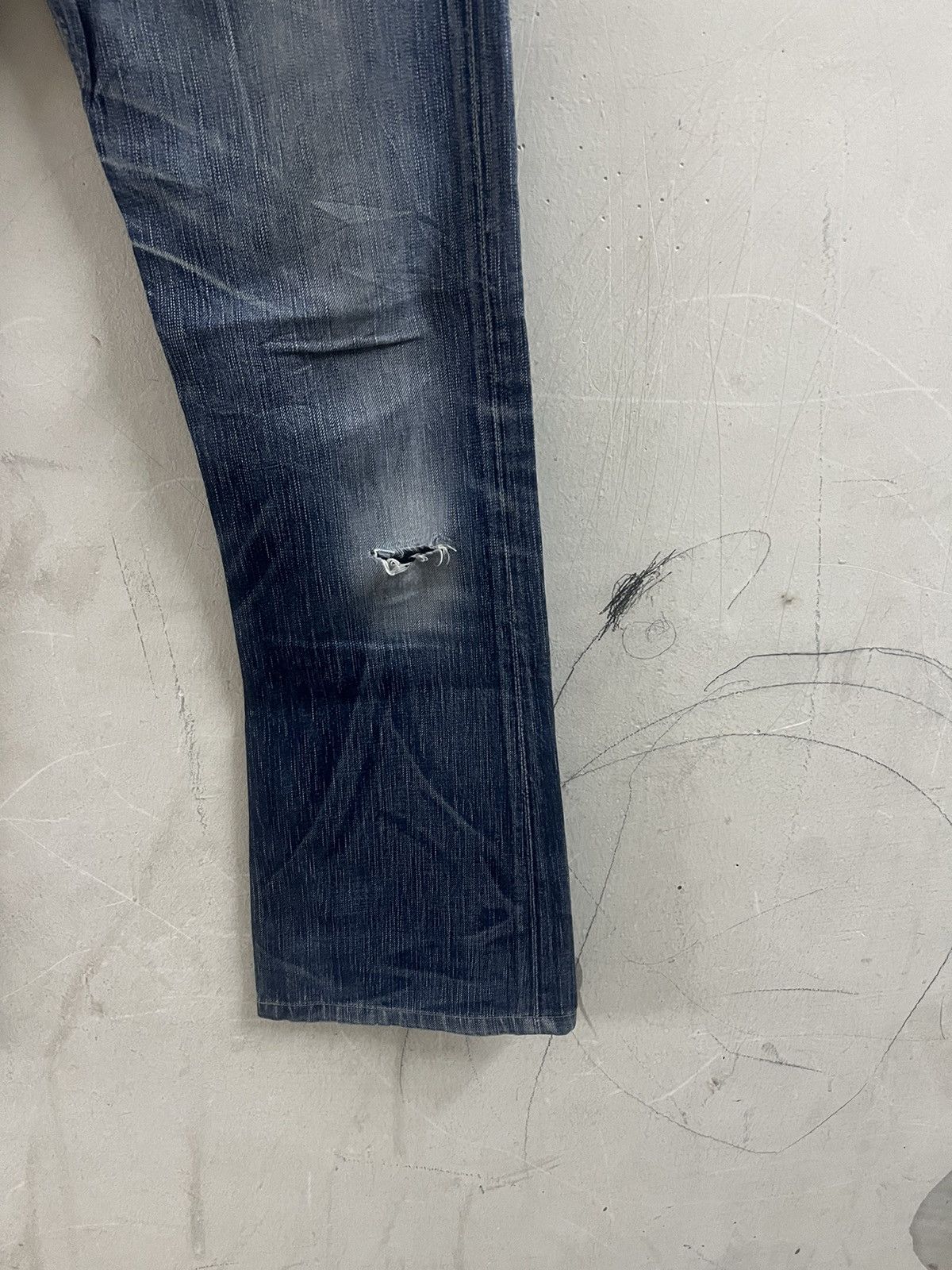Designer × If Six Was Nine × Japanese Brand THRASHED FLARE EDWIN 503 DISTRESSED DENIM PANT Size US 32 / EU 48 - 4 Thumbnail