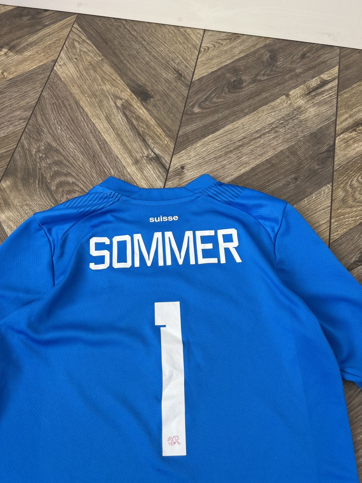 Puma Vintage Sommer Switzerland National Team Kids Jersey Size US XS / EU 42 / 0 - 14 Thumbnail