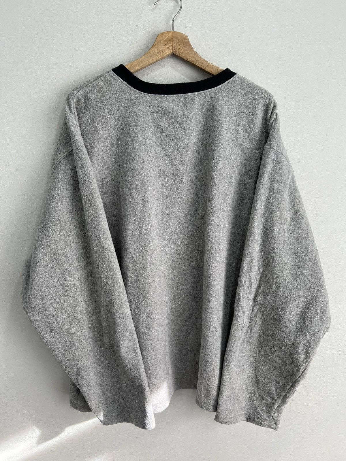 Vintage Vintage Mickey Mouse Fleece Sweater Crewneck disney xxl Size US XXL / EU 58 / 5 - 3 Thumbnail