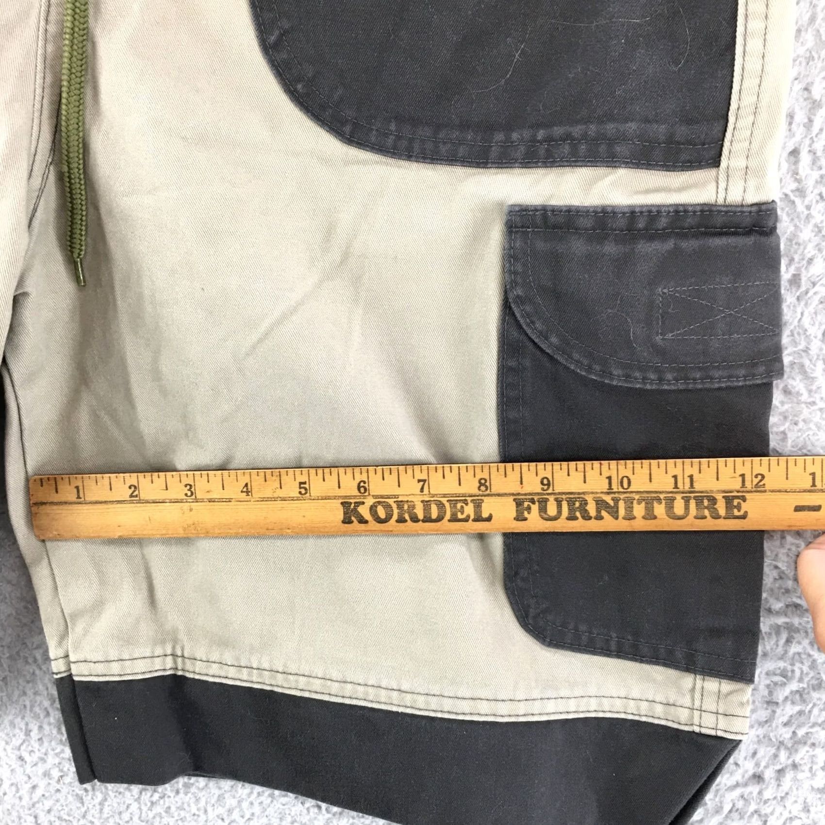 Vintage Off Road Adventure Cargo Shorts Mens 28x9.5 Beige Grey High Rise Elastic Waist Casual Cargo Pocket Regular Rise Men Size US 28 / EU 44 - 5 Thumbnail