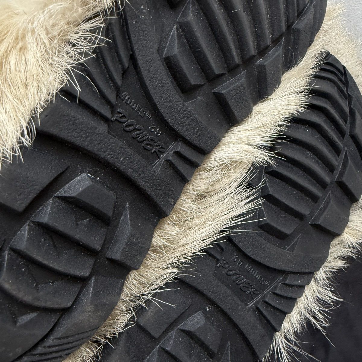Le Grande Bleu (L.G.B.) Fur boots moon boot roxy oscar sport Size US 9 / IT 39 - 7 Thumbnail