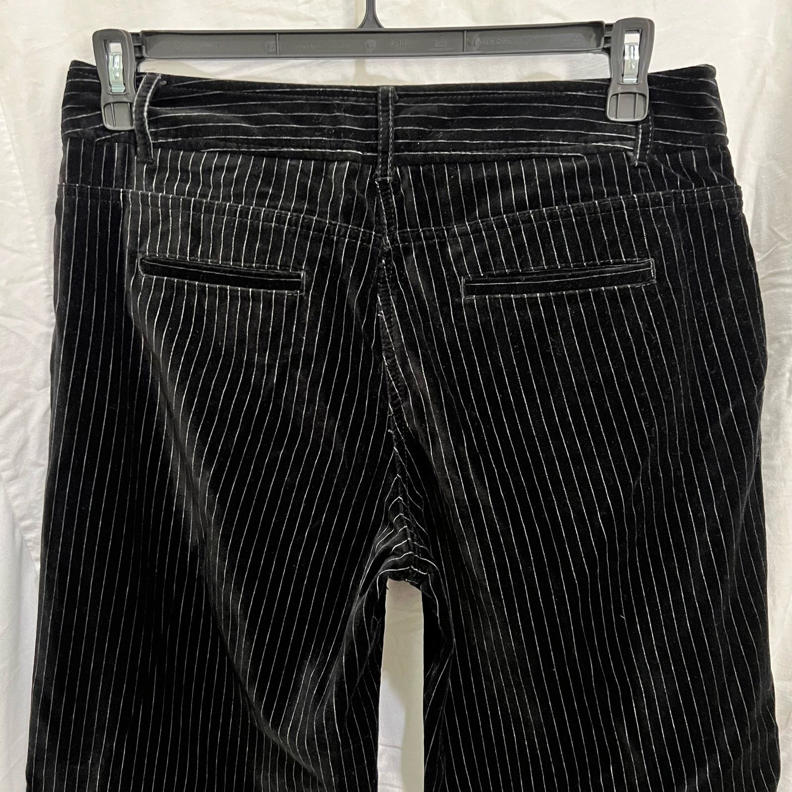 Charter Club Allison Fit Full Length Women's Black Warm Velour Pants EUC Size 30" / US 8 / IT 44 - 11 Thumbnail