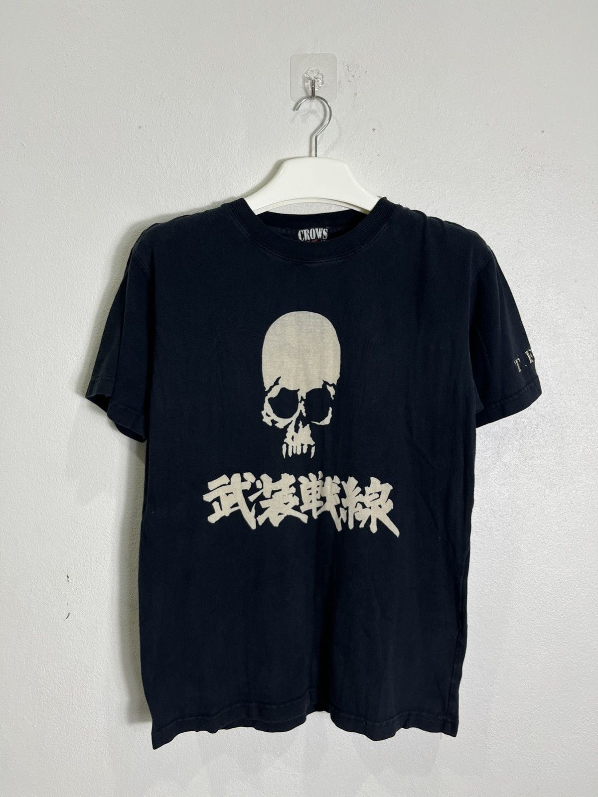 Anime Vintage 00’s Crow Zero The Front Of Armanent Anime Tshirt Size US M / EU 48-50 / 2 - 1 Thumbnail