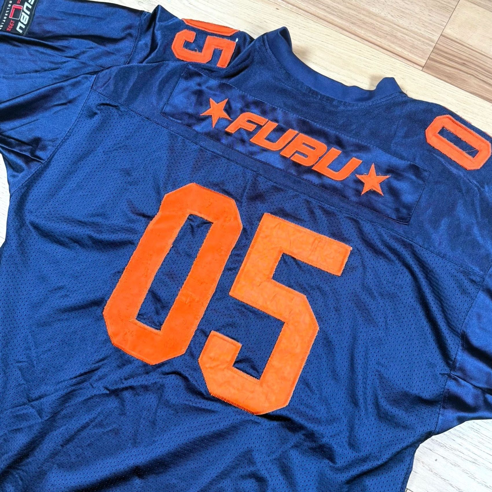 Fubu VINTAGE FUBU Jersey Sports Football Limited Edition XL Mens Blue Distress 05 Y2K Baseball Activewear Button Shirt Size US XL / EU 56 / 4 - 2 Thumbnail