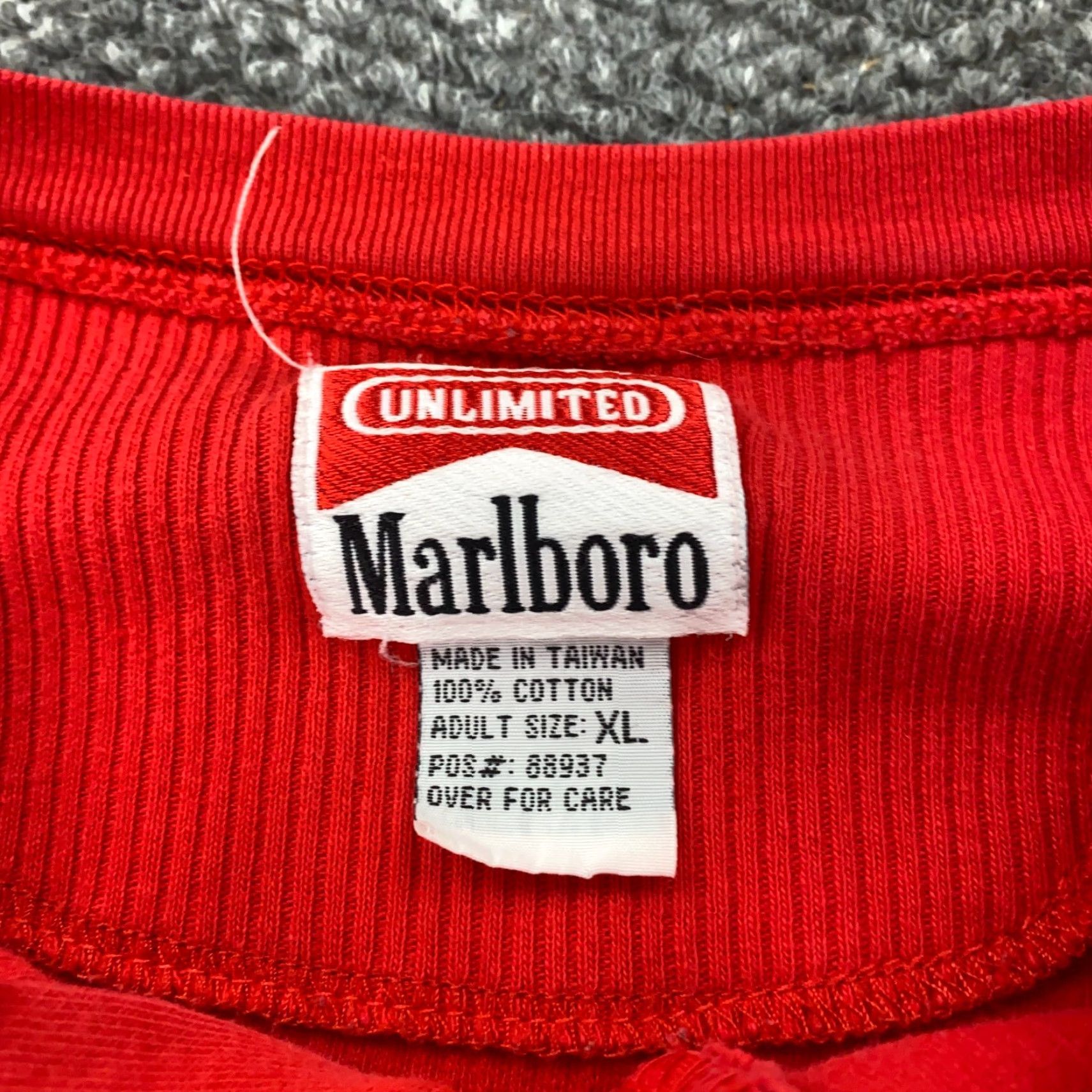 Marlboro VINTAGE Marlboro Henley Shirt Mens XL Red Thermal Ribbed 90s Cowboy T-Shirt Size US XL / EU 56 / 4 - 4 Thumbnail