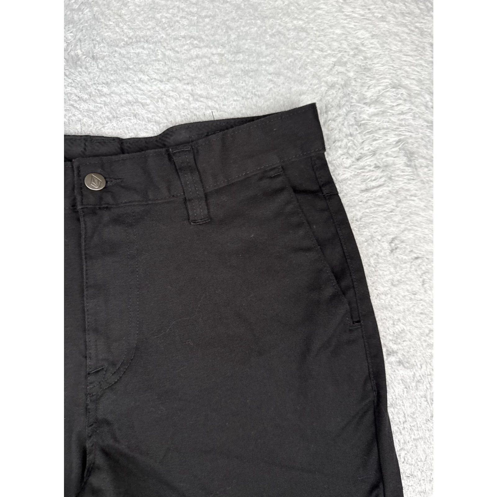 Volcom Volcom Mens 29 Black Canvas Chino Shorts Flat Front 10 Inseam Summer Casual Stretch Pockets Regular Fit Size US 29 - 5 Thumbnail