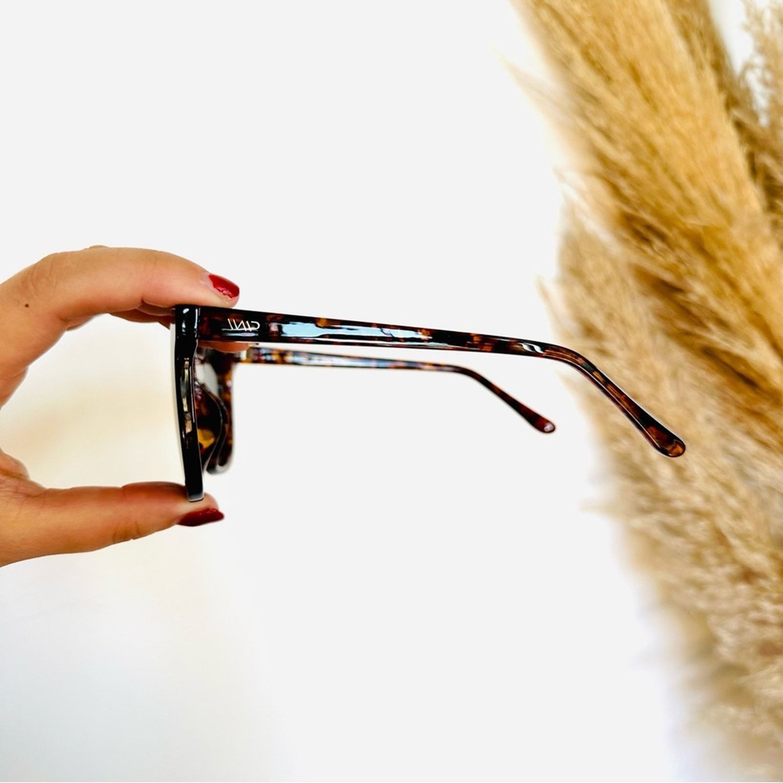Nordstrom NEW Oversized Square Black Tortoiseshell Plastic Sunglasses Size ONE SIZE - 2 Thumbnail