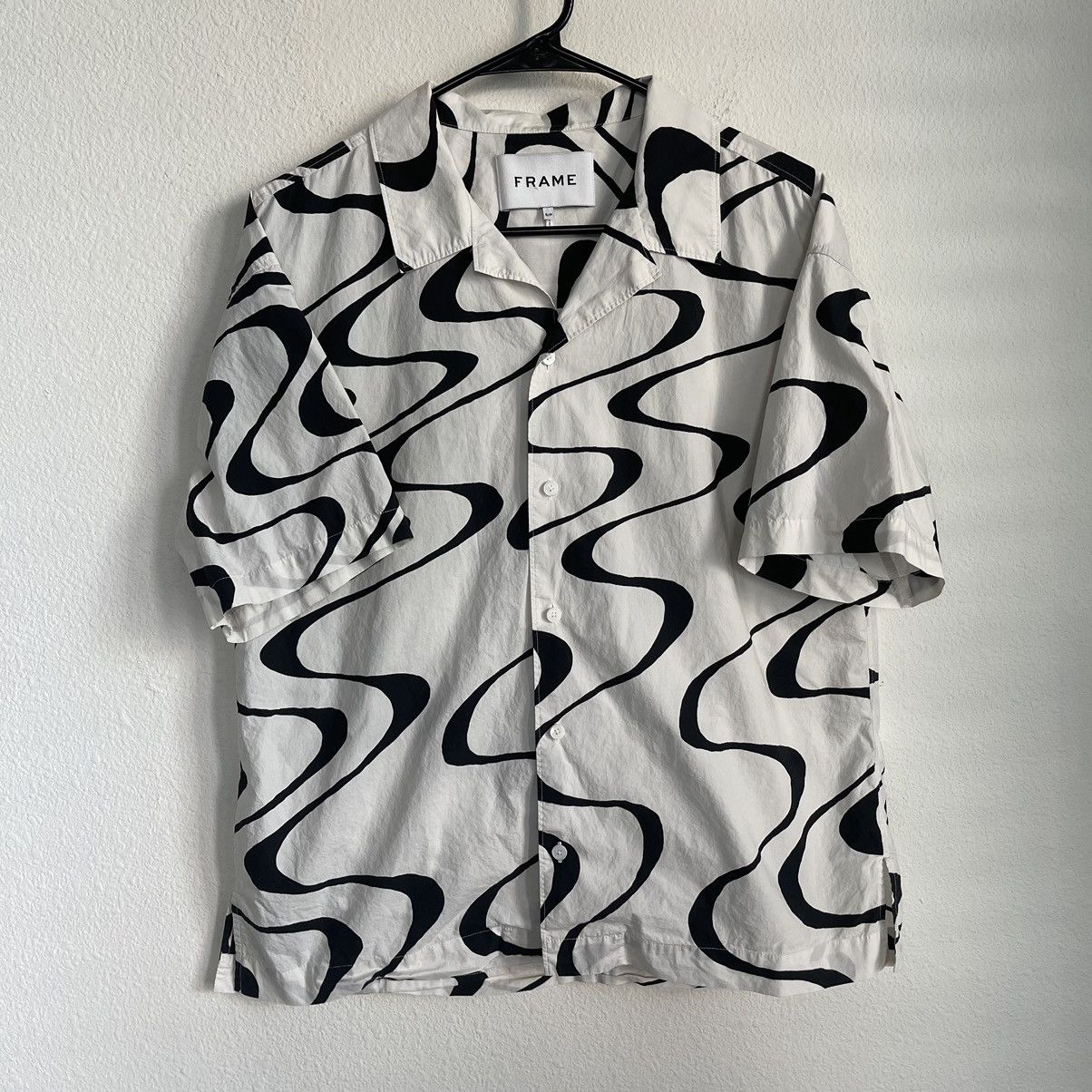 Frame FRAME Denim Wavy Line Pattern Button Short Sleeve Crop Shirt Size US S / EU 44-46 / 1 - 2 Thumbnail